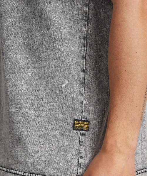 G-STAR（ジースター）の「WASHED LOOSE T-SHIRT/ヴィンテージライクオーバーダイオーバーサイズTシャツ（Tシャツ/カットソー・メンズ・ブラック系その他/ベージュ系その他/レッド系その他・LARGE/MEDIUM/SMALL/X-LARGE/X-SMALL）」の20枚目の写真