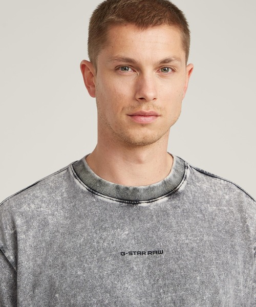 G-STAR（ジースター）の「WASHED LOOSE T-SHIRT/ヴィンテージライクオーバーダイオーバーサイズTシャツ（Tシャツ/カットソー・メンズ・ブラック系その他/ベージュ系その他/レッド系その他・LARGE/MEDIUM/SMALL/X-LARGE/X-SMALL）」の21枚目の写真