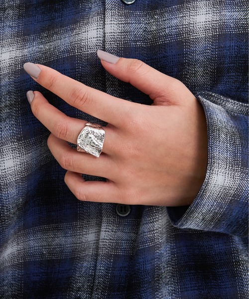 Ellno Loset(エルノロゼット)の「メタルシックリング(リング・メンズ・B/A・FREE)」の2枚目の写真