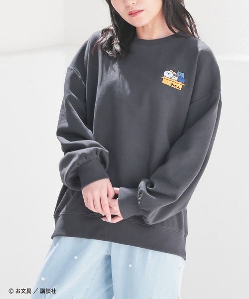 Honeys(ハニーズ)の「お文具といっしょ/ゆるトレーナー(スウェット・レディース・スミクロ/ブルー/アイボリー/レッド・S/M/LL/L)」の3枚目の写真