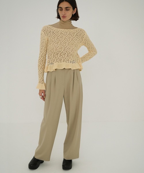 CLANE（クラネ）の「BASIC TUCK PANTS（スラックス・レディース・ブラック/アイボリー/ベージュ/レッド・0/2/1）」の6枚目の写真