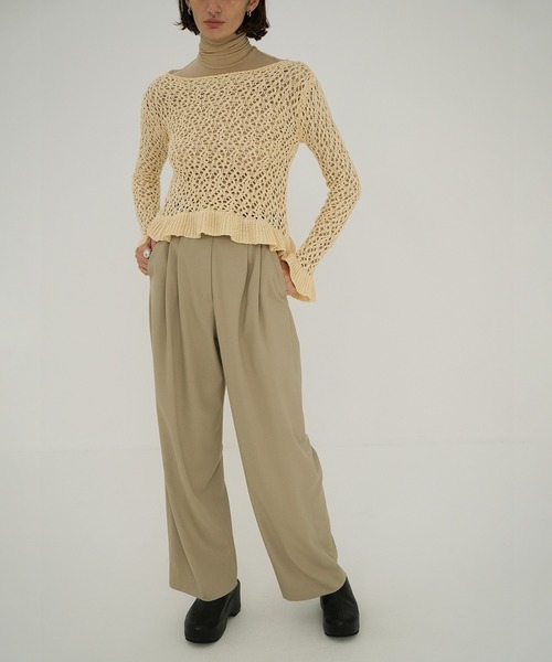 CLANE（クラネ）の「BASIC TUCK PANTS（スラックス・レディース・ブラック/アイボリー/ベージュ/レッド・0/2/1）」の7枚目の写真