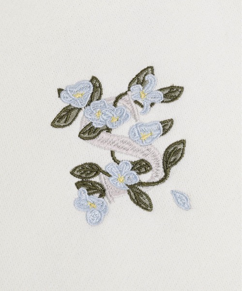 La-gemme(ラジェム)の「裏起毛 胸元フラワー刺繍パーカー(スウェット・レディース・杢グレー/ブラック/アイボリー/ブラウン・フリー)」の12枚目の写真
