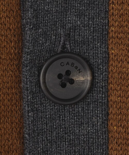 caban（キャバン）の「CABaN コットンカシミヤジャカード JAZZ BAND クルーネックカーディガン（ニット/セーター・メンズ・グレー系その他2・S/M）」の7枚目の写真