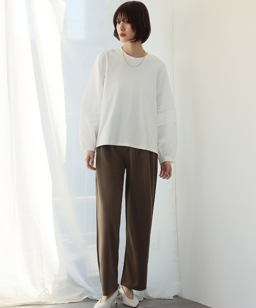 Ampirula(アンピルーラ)の「異素材ドッキングボリュームスリーブプルオーバー(Tシャツ/カットソー・レディース・ホワイト/ブラック・FREE)」の3枚目の写真