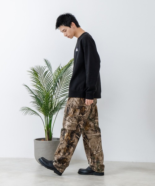 ragged mountain(ラギットマウンテン)の「【RAGGED MOUNTAIN/ラギットマウンテン】ワンポイントロゴスウェットトレーナー(スウェット・メンズ・カーキ/グレイッシュブルー/グレー/ブラック・MEDIUM/LARGE/X-LARGE)」の18枚目の写真