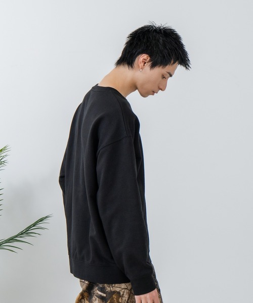 ragged mountain(ラギットマウンテン)の「【RAGGED MOUNTAIN/ラギットマウンテン】ワンポイントロゴスウェットトレーナー(スウェット・メンズ・カーキ/グレイッシュブルー/グレー/ブラック・MEDIUM/LARGE/X-LARGE)」の11枚目の写真