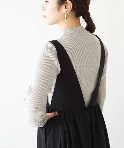 e-zakkamania stores(イーザッカマニアストアーズ)の「ピーチスキン Vネックフレアワンピース(ワンピース・レディース・ブラック/ブラウン/ベージュ・M)」の18枚目の写真