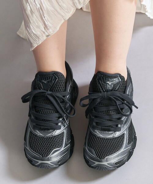 MIZUNO（ミズノ　）の「＜MIZUNO＞WAVE PROPHECY LS/スニーカー（スニーカー・レディース・ナチュラル/ダークグレー・23.5cm/24cm/24.5cm/25cm）」の3枚目の写真