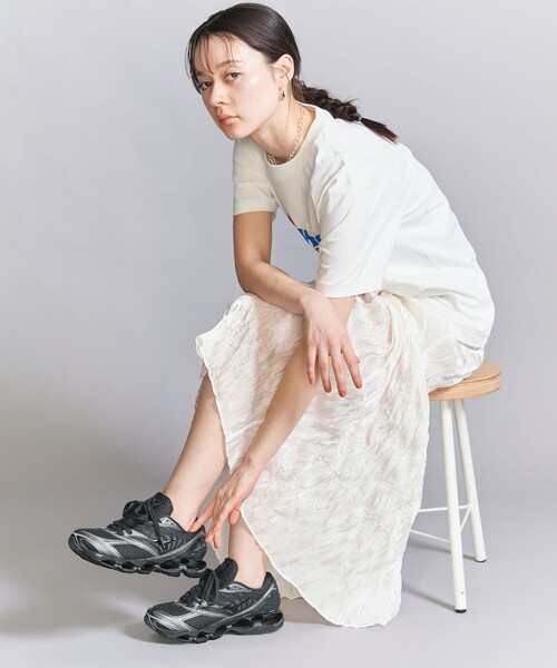 MIZUNO（ミズノ　）の「＜MIZUNO＞WAVE PROPHECY LS/スニーカー（スニーカー・レディース・ナチュラル/ダークグレー・23.5cm/24cm/24.5cm/25cm）」の5枚目の写真