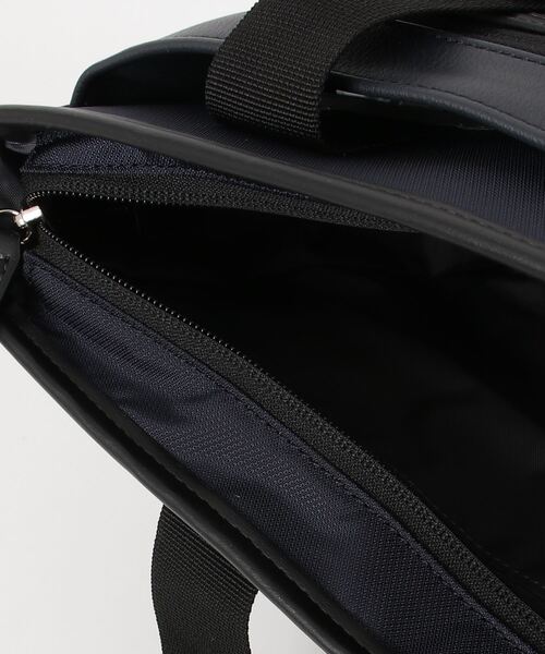 L.E.D.BITES（エルイーディーバイツ）の「コンビネーション素材　多機能ミニトート/ドライビングトート（トートバッグ・メンズ・ブラック/ネイビー・ONE SIZE）」の5枚目の写真