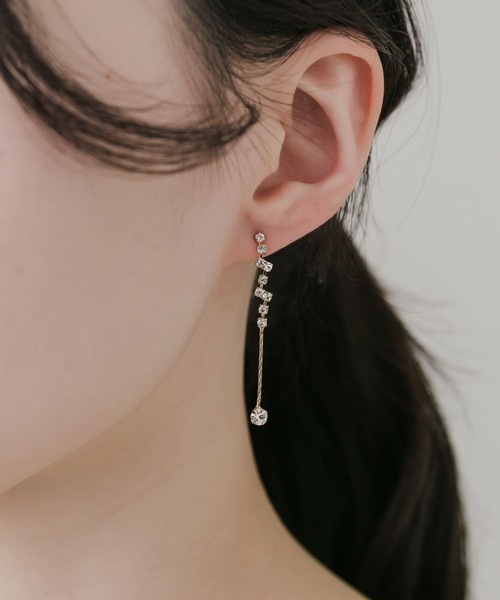 SMELLY(スメリー)の「ビジュードロップピアス(ピアス(両耳用)・レディース・ゴールド・-)」の1枚目の写真
