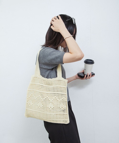 Chillfar（チルファー）の「かぎ針編みトートバッグ（トートバッグ・レディース・キナリ/ベージュ/パープル/オレンジ/ピンク/グリーン/ブラック・FREE）」の9枚目の写真