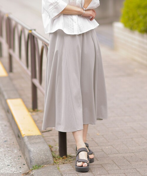 J.PRESS Ladies(J.プレス レディス)の「【洗える】トリコットバイオ フレア スカート(スカート・レディース・ベージュ系/ダルブルー系/ブラウン系・XS)」の2枚目の写真