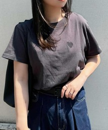 GeeRA | 綿100％ハート＆宇宙ワンポイント刺繍Ｔシャツ(Tシャツ/カットソー)