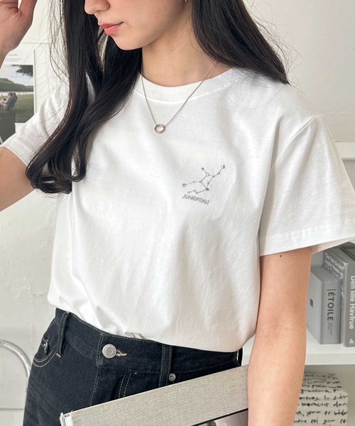 GeeRA（ジーラ）の「綿100％ハート＆宇宙ワンポイント刺繍Ｔシャツ（Tシャツ/カットソー・レディース・チャコール/ホワイト系その他/ホワイト×レッド/ホワイト×ブルー/グレー系その他・LARGE/X-LARGE/MEDIUM/SMALL）」の12枚目の写真