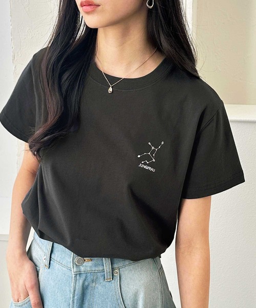 GeeRA（ジーラ）の「綿100％ハート＆宇宙ワンポイント刺繍Ｔシャツ（Tシャツ/カットソー・レディース・チャコール/ホワイト系その他/ホワイト×レッド/ホワイト×ブルー/グレー系その他・LARGE/X-LARGE/MEDIUM/SMALL）」の17枚目の写真