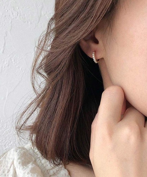 Forcement（フォースメント）の「ビジュー付きリングピアス（ピアス（両耳用）・レディース・シルバー/ゴールド・ONESIZE）」の3枚目の写真