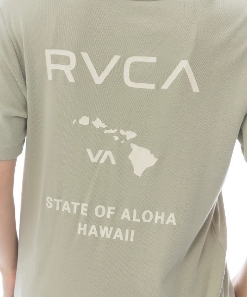 RVCA(ルーカ)の「RVCA レディース STATE OF ALOHA DAILY TEE Tシャツ 【2025年春夏モデル】/ルーカバックプリント半袖Tシャツ(Tシャツ/カットソー・レディース・クリーム/グリーン系その他・LARGE/MEDIUM/SMALL)」の3枚目の写真