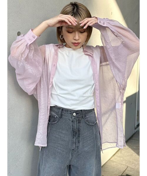 MURUA（ムルーア）の「ボリュームスリーブシャイニーシアーシャツ（シャツ/ブラウス・レディース・ホワイト/ブラウン/ピンク/その他1/ブラック/グレー・FREE）」の11枚目の写真