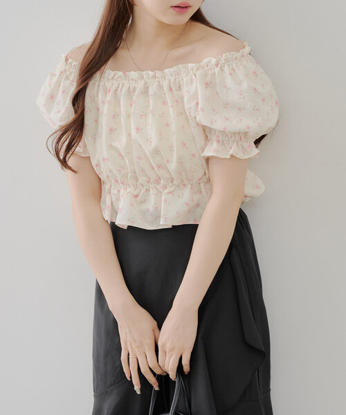 continuer de NICE CLAUP(コンティニューデナイスクラップ)の「【@_chipi2xセレクト】【ガーリーコーデに】オフショル2WAYブラウス(シャツ/ブラウス・レディース・その他2/その他3/その他1/その他4/その他5・FREE)」の20枚目の写真