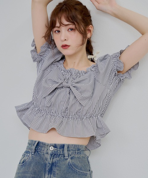 continuer de NICE CLAUP(コンティニューデナイスクラップ)の「【@_chipi2xセレクト】【ガーリーコーデに】オフショル2WAYブラウス(シャツ/ブラウス・レディース・その他2/その他3/その他1/その他4/その他5・FREE)」の4枚目の写真