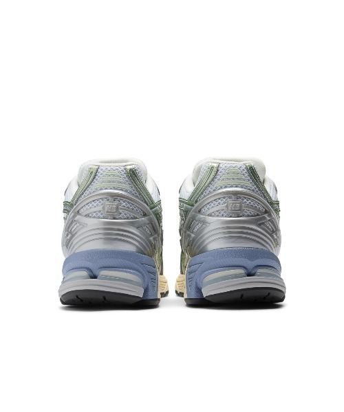 Kinetics（キネティクス）の「New Balance 1906R（ニューバランス U1906R）（スニーカー・メンズ・ブルー系・27cm/25.5cm/25cm/24.5cm/24cm/23.5cm/29cm/28.5cm/23cm/26cm/26.5cm/27.5cm/28cm）」の3枚目の写真