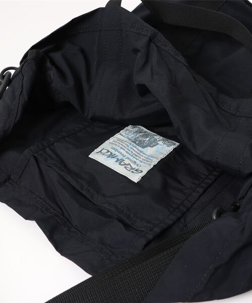 Gramicci（グラミチ）の「【GRAMICCI】NYLON PACKABLE EXPLORER TOTE（トートバッグ・メンズ・ブラック/ネイビー/オリーブ/グレー系その他・FREE）」の6枚目の写真