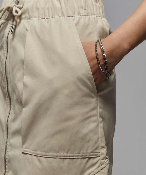 JORDAN BRAND（ジョーダンブランド）の「ジョーダン シカゴ ウィメンズスカート / Jordan Chicago Women's Skirt HF9463-206 Rattan（スカート・レディース・カーキ系・XL/S/L/M/XS）」の8枚目の写真