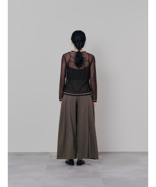 DOLLUPOOPS（ドールアップウップス）の「スリーブメッシュ配色ステッチシアートップス（Tシャツ/カットソー・レディース・ブラック/オフホワイト/ブラウン・38）」の5枚目の写真