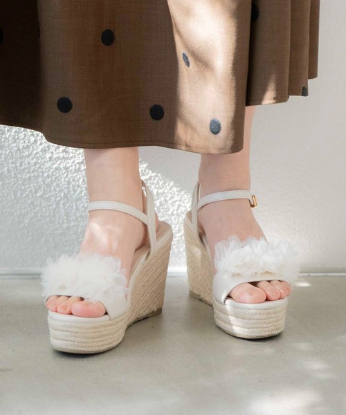 NOELA（ノエラ）の「チュールフラワー２ＷＡＹジュートサンダル（サンダル・レディース・オレンジ/ブラウン/オフホワイト・S/M/L）」の6枚目の写真