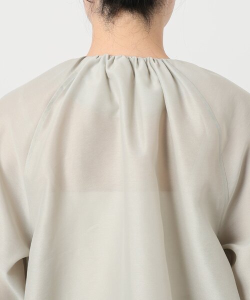 IENA（イエナ）の「《WEB限定/追加》シアーノーカラーブルゾン（その他アウター・レディース・ベージュ/ネイビー・FREE）」の20枚目の写真