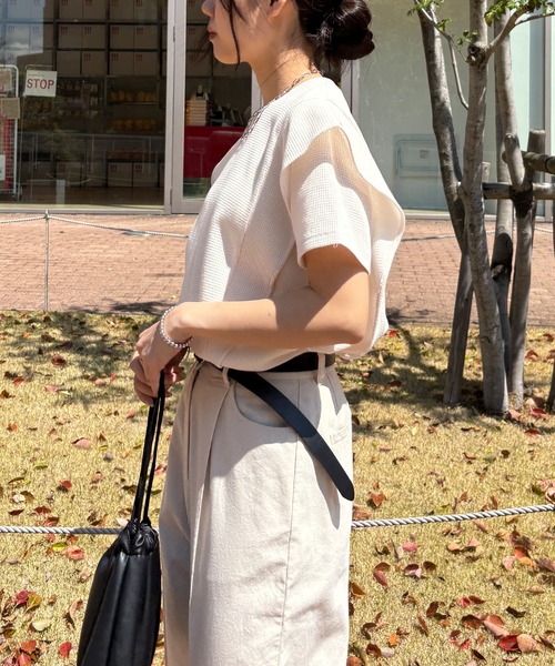 ISOOK（アイスー）の「【ISOOK / アイスー】ラッフルショルダーワッフルT / ラッフルスリーブ フレアスリーブ プルオーバー ブラウス Tシャツ ワッフル生地 サーマル 半袖 夏服 夏トップス 春服 春トップス ZOZOTOWN限定（Tシャツ/カットソー・レディース・ホワイト/アイボリー/ブラック・FREE）」の18枚目の写真