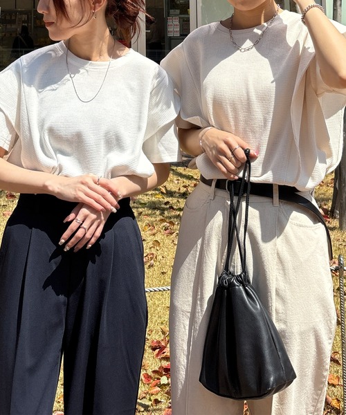 ISOOK（アイスー）の「【ISOOK / アイスー】ラッフルショルダーワッフルT / ラッフルスリーブ フレアスリーブ プルオーバー ブラウス Tシャツ ワッフル生地 サーマル 半袖 夏服 夏トップス 春服 春トップス ZOZOTOWN限定（Tシャツ/カットソー・レディース・ホワイト/アイボリー/ブラック・FREE）」の20枚目の写真