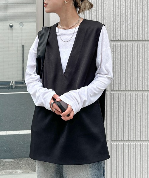 feepur（フェピュール）の「【セットアップ可】Vネックノースリーブプルオーバー（その他トップス・レディース・ブラック/グレイッシュベージュ/チャコールグレー/ブラウン・MEDIUM）」の10枚目の写真