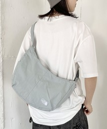 国内未発売 THE NORTH FACE(ザ・ノースフェイス)/軽量 ショルダー ホーボー クロスバッグ/URBAN CROSS BAG M