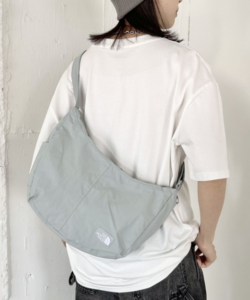 【新作】THE NORTH FACE ★ 大人気バッグ ★ URBAN CROSS BAG ☆THE NORTH FACE☆URBAN CROSS BAG M☆ (THE NORTH FACE