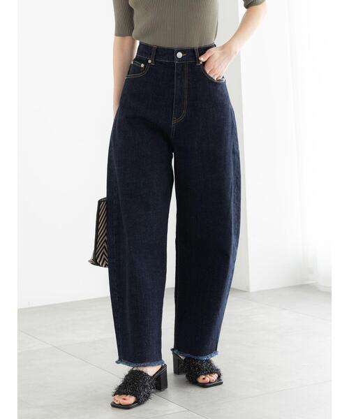 Te chichi(テチチ)の「【松井愛莉着用】カーブDenimパンツ《2025summer catalog item》(その他パンツ・レディース・サックスブルー/オフホワイト/ネイビー・M/S)」の3枚目の写真