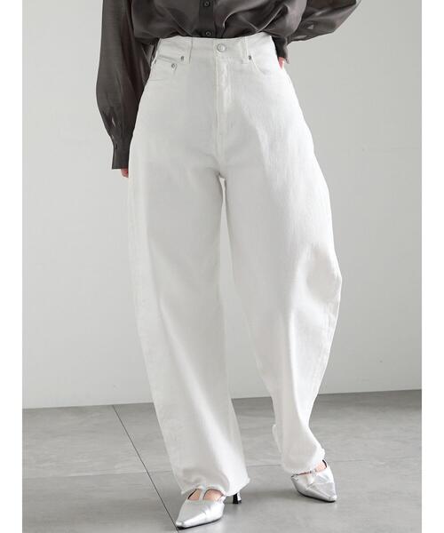 Te chichi(テチチ)の「【松井愛莉着用】カーブDenimパンツ《2025summer catalog item》(その他パンツ・レディース・サックスブルー/オフホワイト/ネイビー・M/S)」の17枚目の写真