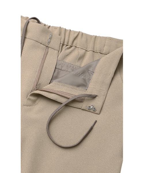 AOYAMA（アオヤマ）の「【手軽スーツ・パンツ】ビジネスからカジュアルまで◎テーパードパンツ/ベージュ/9分丈｜通勤＆オフィス＆入卒｜自宅で洗える・防シワ・撥水加工・セットアップ着用可｜ゼロプレッシャースーツ｜（スーツパンツ・レディース・ベージュ・S/M/L/LL）」の8枚目の写真