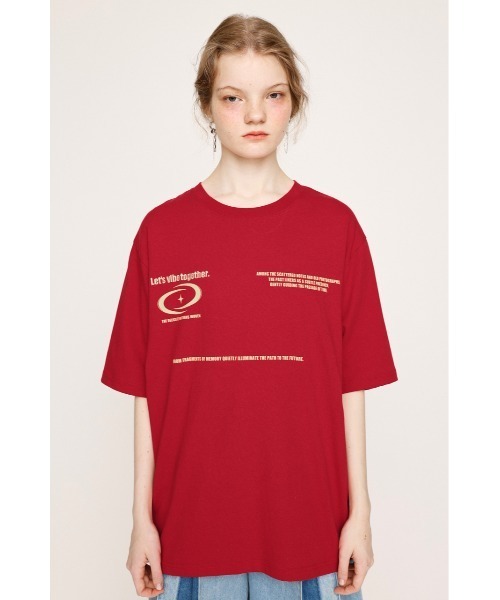 SLY（スライ）の「FRONT LOGO C/N TOPS フロント ロゴ クルーネック トップス（Tシャツ/カットソー・レディース・杢グレー/ホワイト/レッド/ネイビー・FREE）」の19枚目の写真
