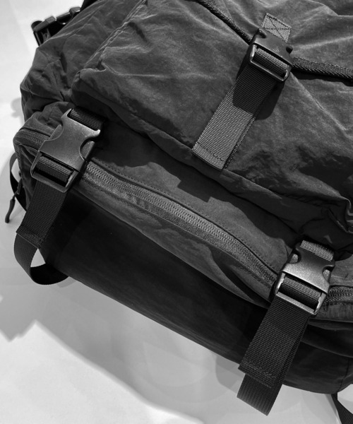 Reebok（リーボック）の「【EC別注】Reebok リーボック 大容量 A4 PC収納 多ポケット ナイロン バックパック リュックサック 約20L（バックパック/リュック・メンズ・ブラック×レッド/ブラック・FREE）」の16枚目の写真