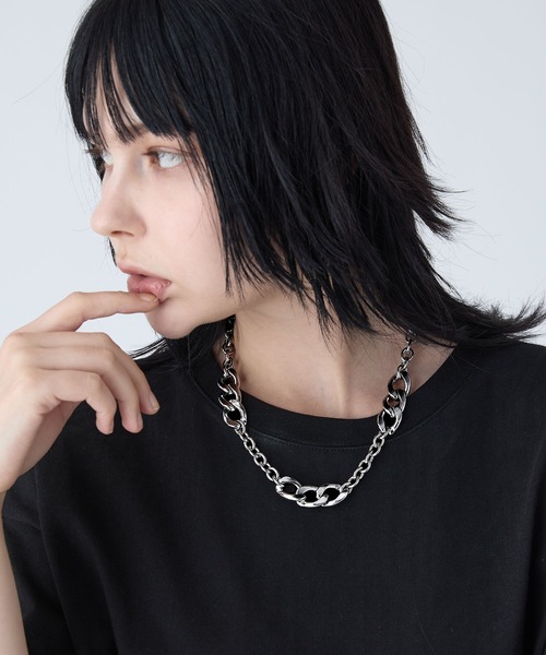 VELNUS(ベルナス)の「【VELNUS】Surgical stainless steel combination short chain necklace/サージカルステンレスコンビショートチェーンネックレス(ネックレス・メンズ・シルバー/シルバー系1・FREE)」の4枚目の写真