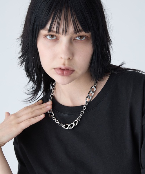 VELNUS(ベルナス)の「【VELNUS】Surgical stainless steel combination short chain necklace/サージカルステンレスコンビショートチェーンネックレス(ネックレス・メンズ・シルバー/シルバー系1・FREE)」の5枚目の写真