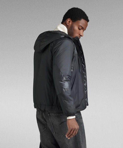 G-STAR（ジースター）の「SETSCALE-R HOODED OVERSHIRT/ファブリックミックスナイロンフードオーバーシャツ（ナイロンジャケット・メンズ・ダークブラック・SMALL/MEDIUM/LARGE）」の4枚目の写真