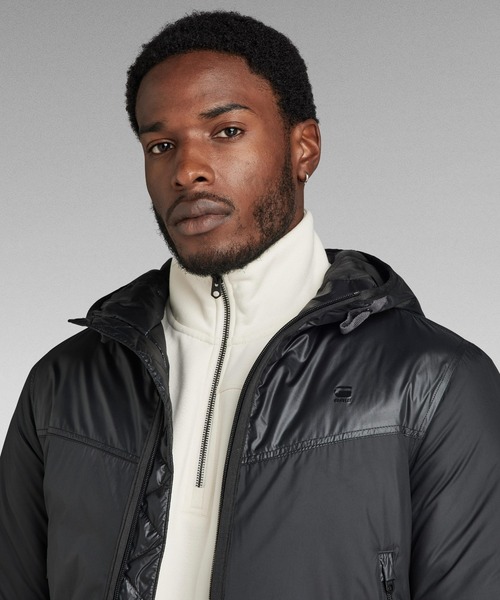 G-STAR（ジースター）の「SETSCALE-R HOODED OVERSHIRT/ファブリックミックスナイロンフードオーバーシャツ（ナイロンジャケット・メンズ・ダークブラック・SMALL/MEDIUM/LARGE）」の3枚目の写真