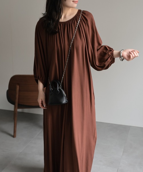 ボリュームギャザーフレアワンピース / カラーワンピース《動画あり