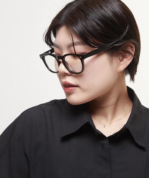 CONVERSE TOKYO(コンバーストウキョウ)の「PHOTOCHROMIC SUNGLASSES(サングラス・レディース・ブラック/グレー・FREE)」の4枚目の写真