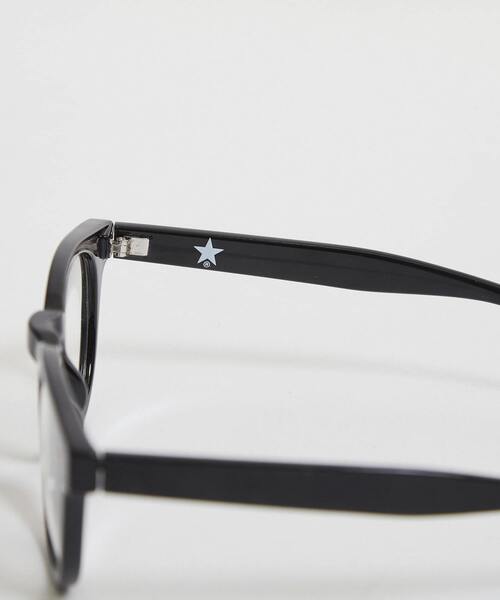 CONVERSE TOKYO(コンバーストウキョウ)の「PHOTOCHROMIC SUNGLASSES(サングラス・レディース・ブラック/グレー・FREE)」の6枚目の写真