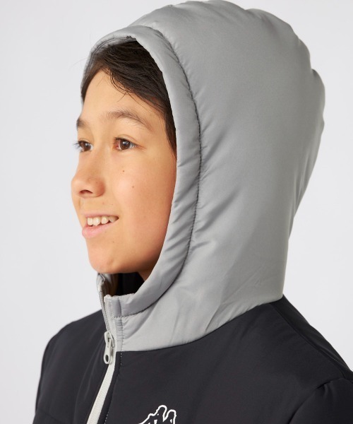 Kappa(カッパ)の「中綿フード付きジャケット(その他アウター・キッズ・グレー/ブラック/カーキ/ネイビー・160/140/130/150)」の11枚目の写真